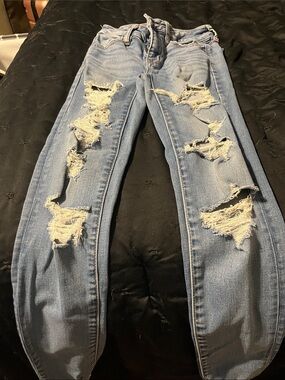American Eagle Outfitters Light Blue Distressed Jeggings